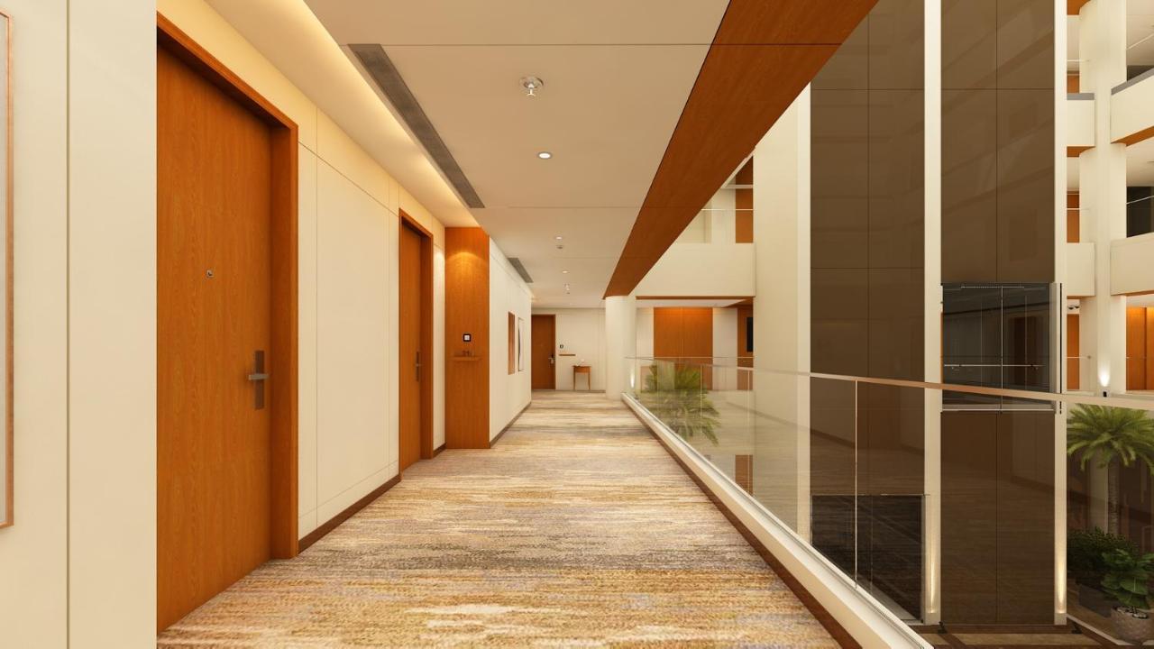 Hotel Sayaji Morbi Esterno foto